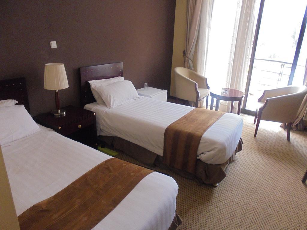 Soramba Hotel Business Plc Addis Ababa Exterior photo
