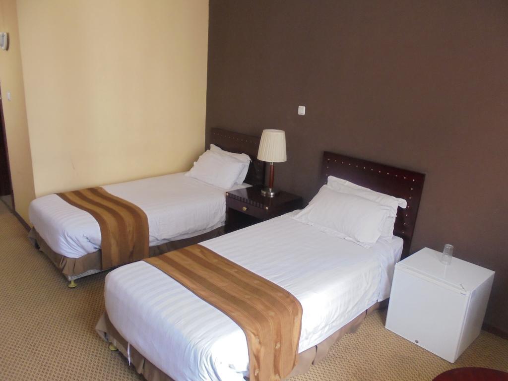 Soramba Hotel Business Plc Addis Ababa Exterior photo